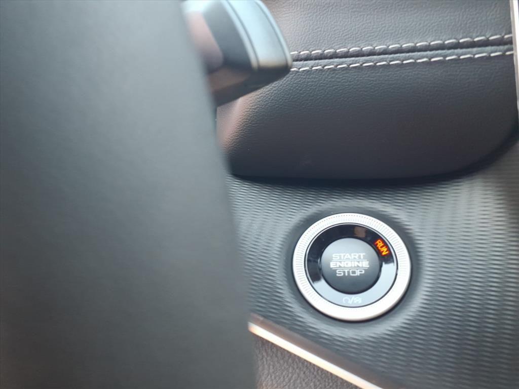 new 2025 Jeep Grand Cherokee car, priced at $43,422