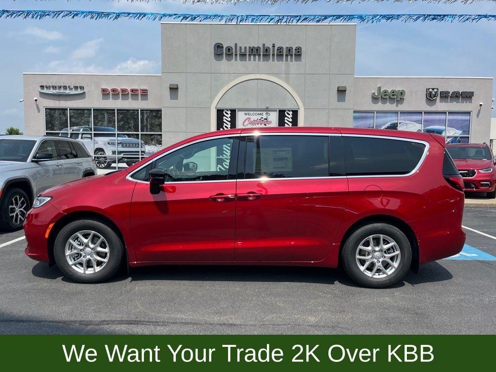 new 2025 Chrysler Pacifica car, priced at $42,900