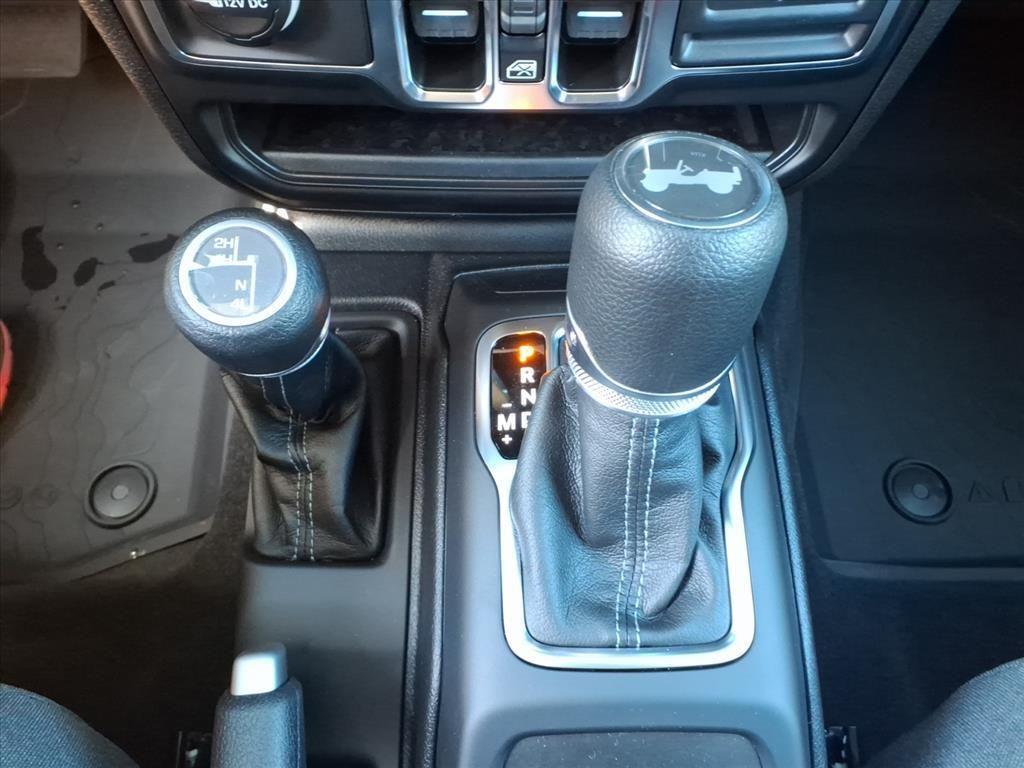 new 2025 Jeep Wrangler car, priced at $46,779