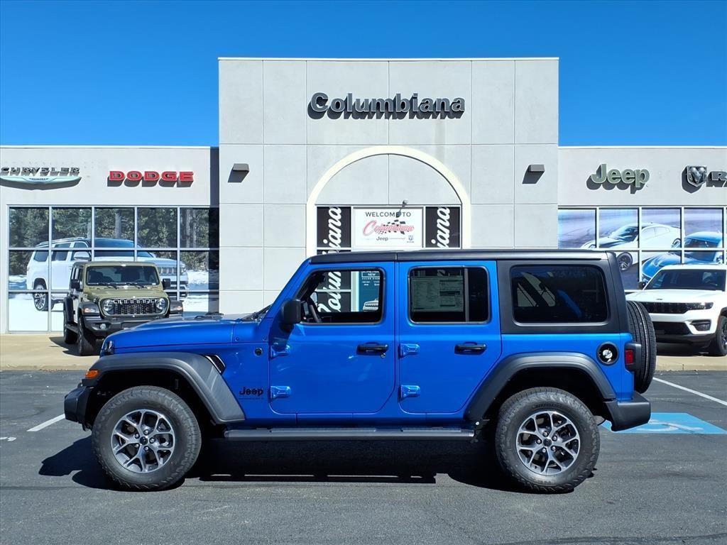 new 2025 Jeep Wrangler car, priced at $46,779