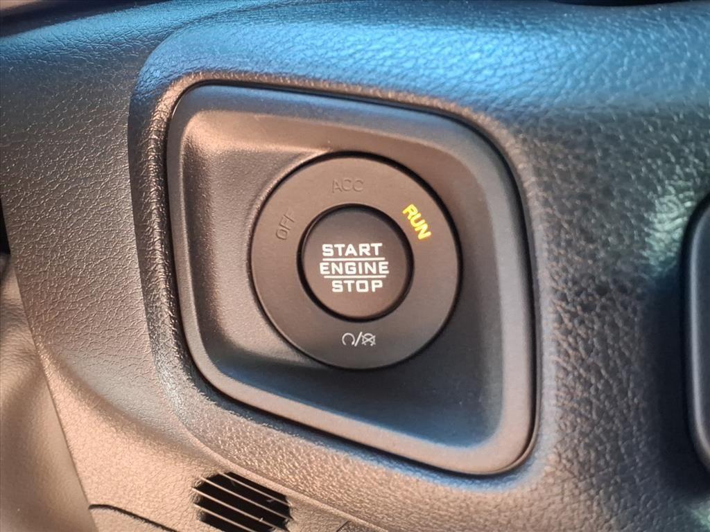 new 2025 Jeep Wrangler car, priced at $46,779