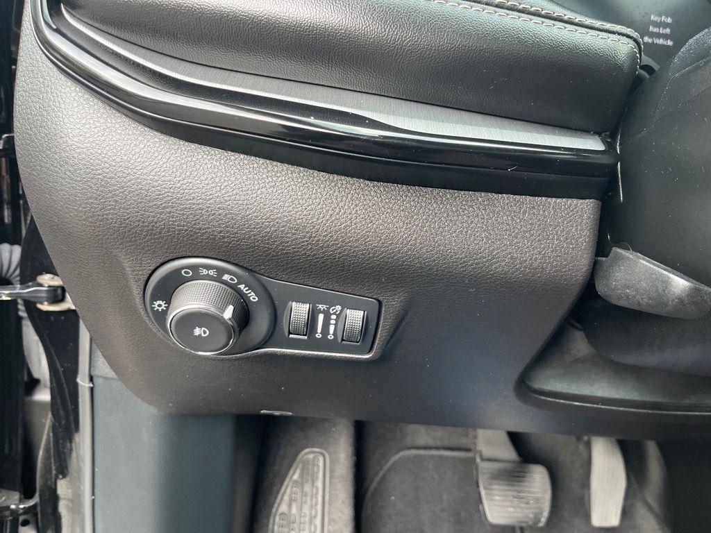 used 2024 Jeep Compass car, priced at $26,900