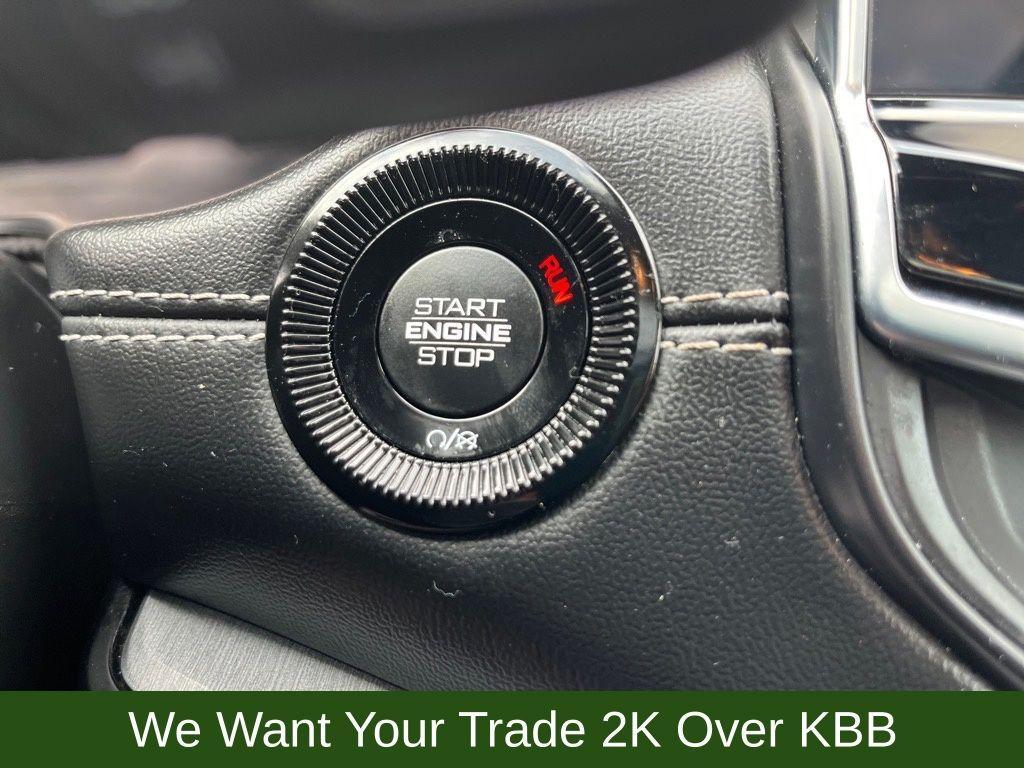 used 2024 Jeep Compass car, priced at $25,019