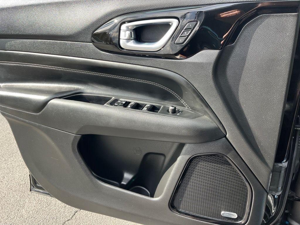 used 2024 Jeep Compass car, priced at $26,900