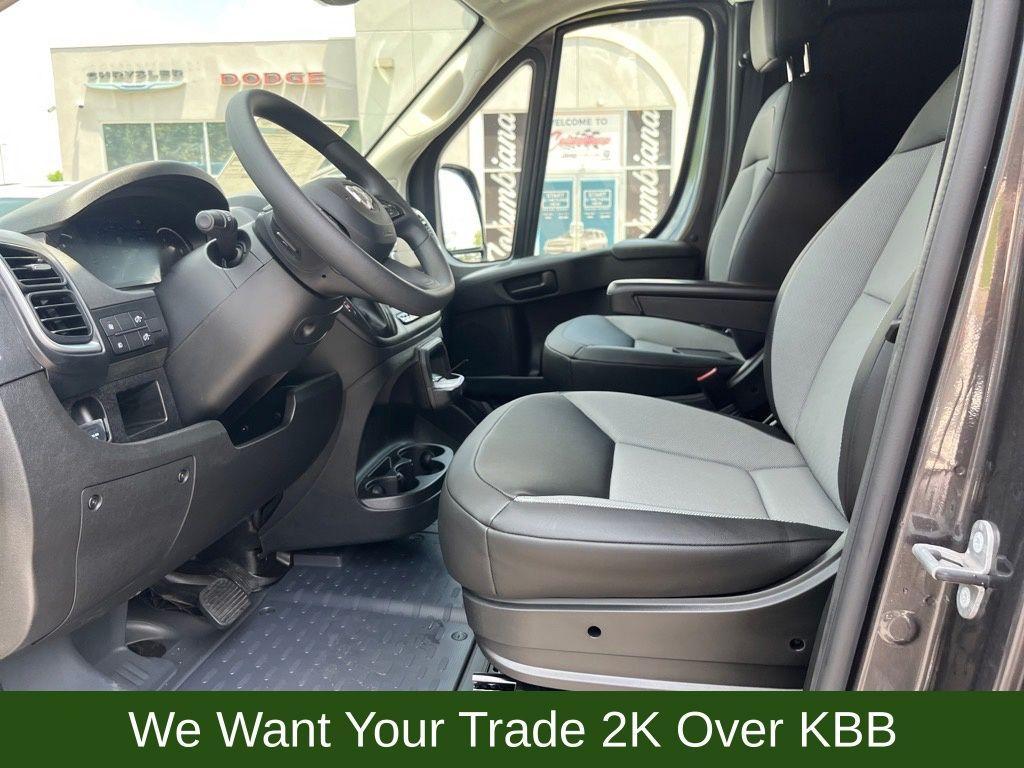 new 2025 Ram ProMaster 2500 car, priced at $49,577