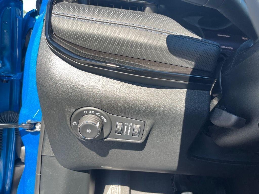 new 2026 Jeep Compass car, priced at $35,305