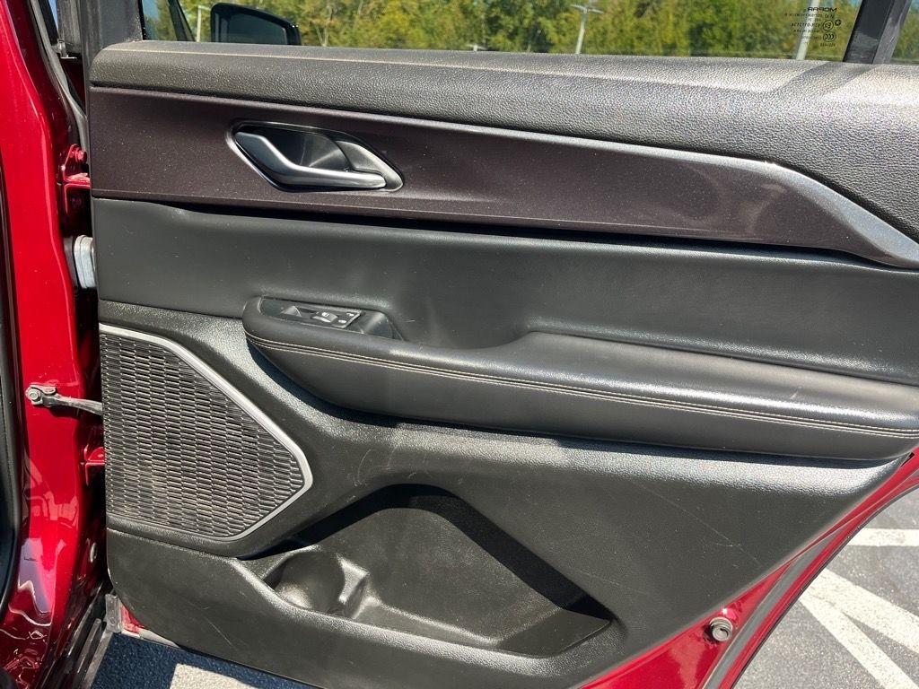 used 2022 Jeep Grand Cherokee L car, priced at $25,900