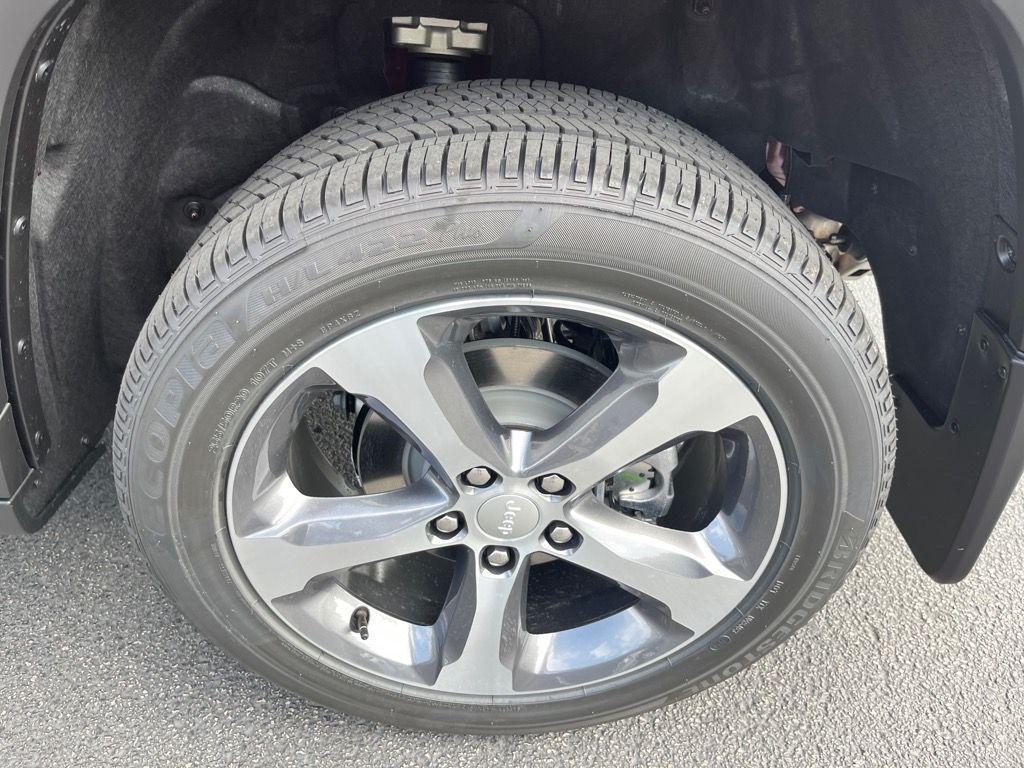 new 2025 Jeep Grand Cherokee car, priced at $50,514