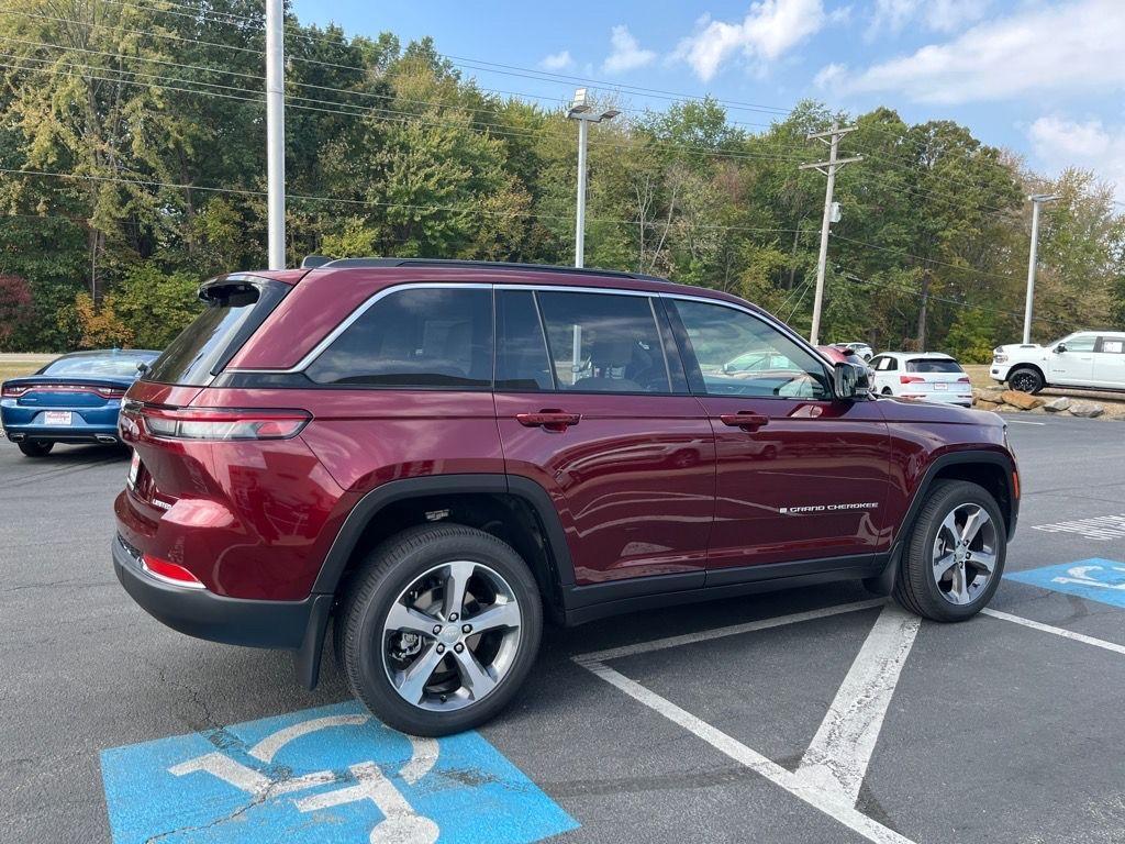 new 2025 Jeep Grand Cherokee car, priced at $50,514