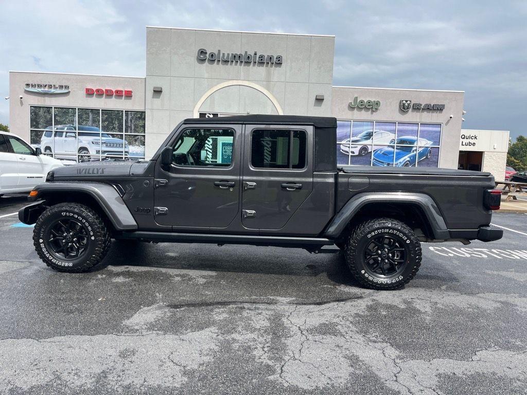 used 2024 Jeep Gladiator car, priced at $38,800