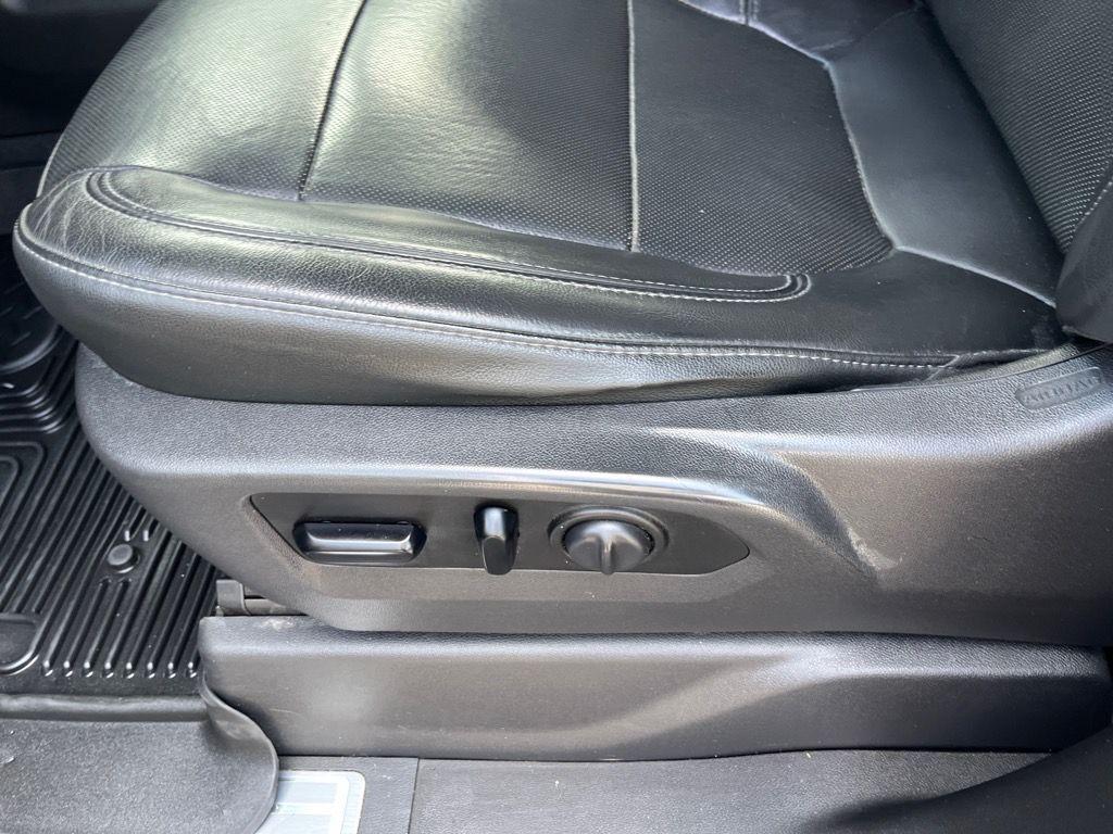 used 2019 GMC Sierra 1500 car, priced at $26,900