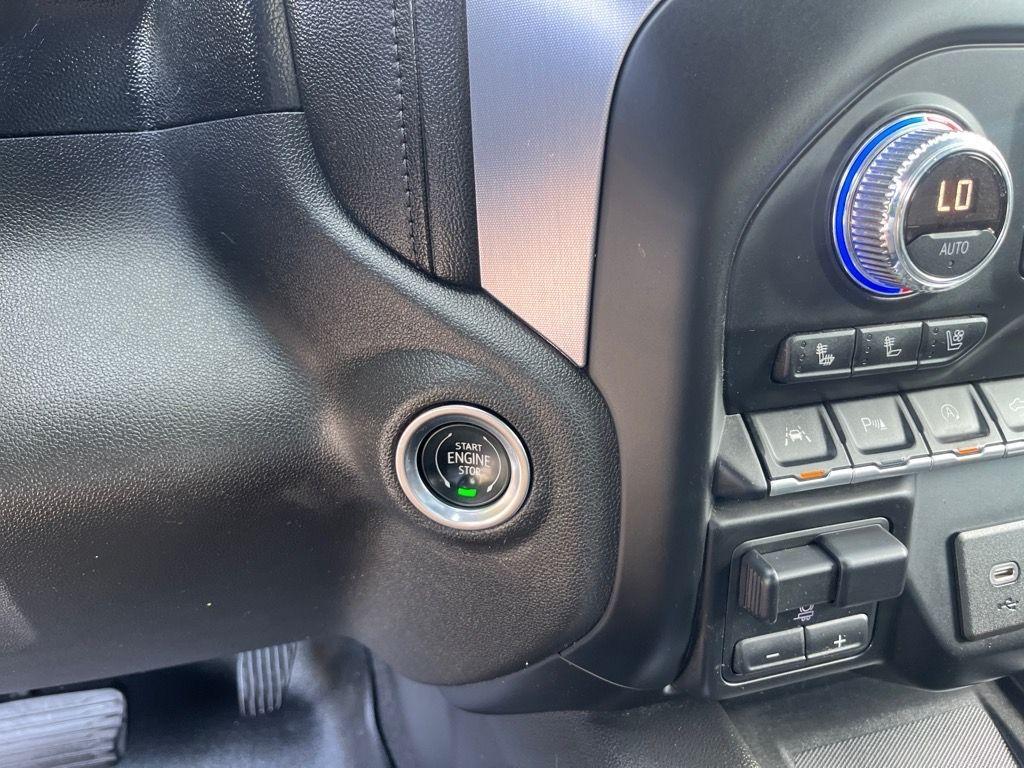 used 2019 GMC Sierra 1500 car, priced at $26,900