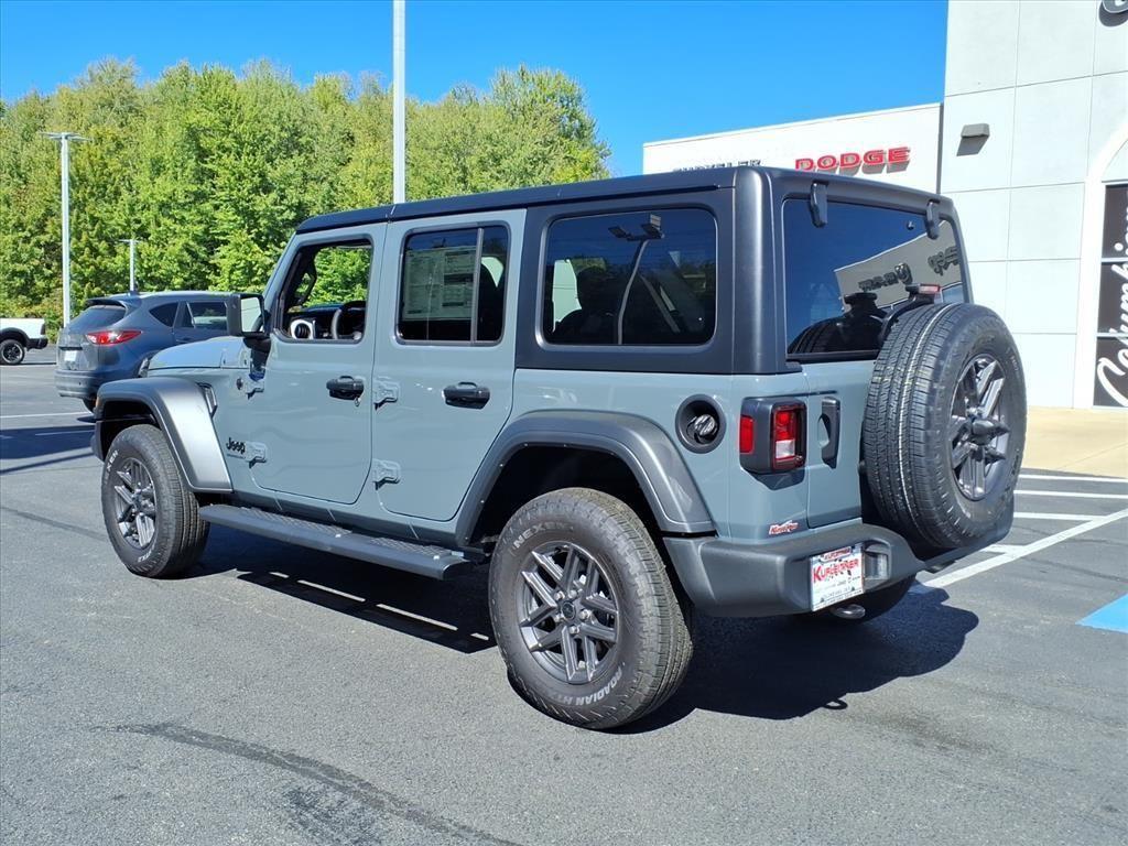 new 2025 Jeep Wrangler car, priced at $44,808