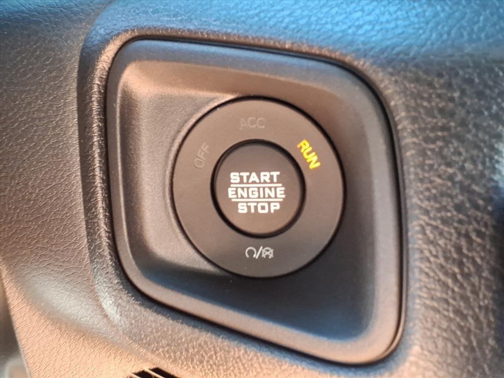 new 2025 Jeep Wrangler car, priced at $45,957