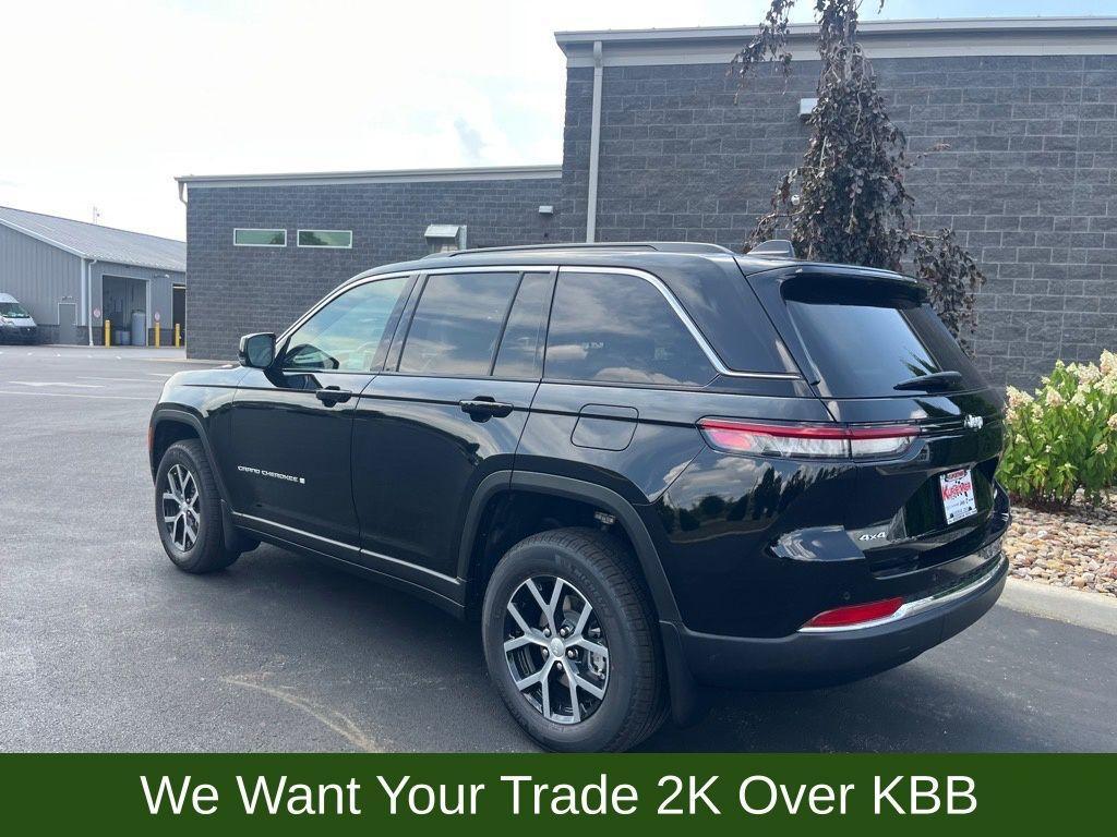 new 2025 Jeep Grand Cherokee car, priced at $41,497