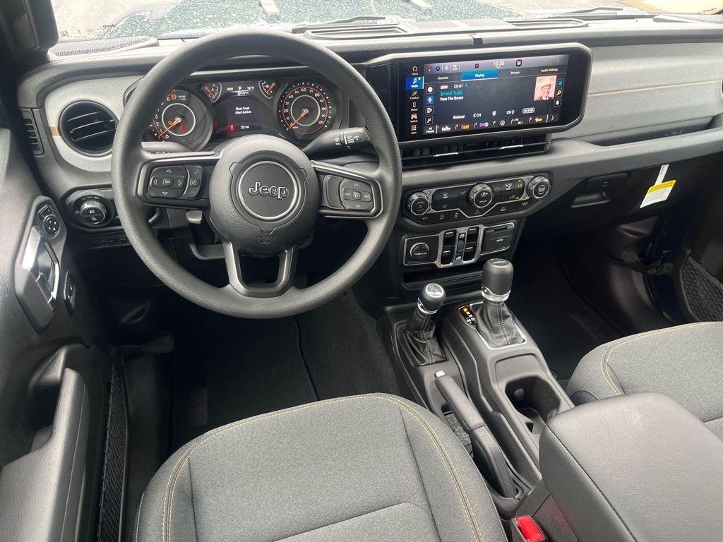 new 2025 Jeep Gladiator car, priced at $41,500