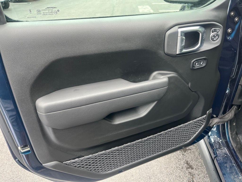 new 2025 Jeep Gladiator car, priced at $41,500
