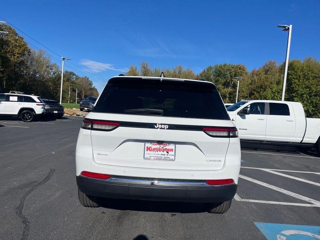 new 2025 Jeep Grand Cherokee car, priced at $39,247