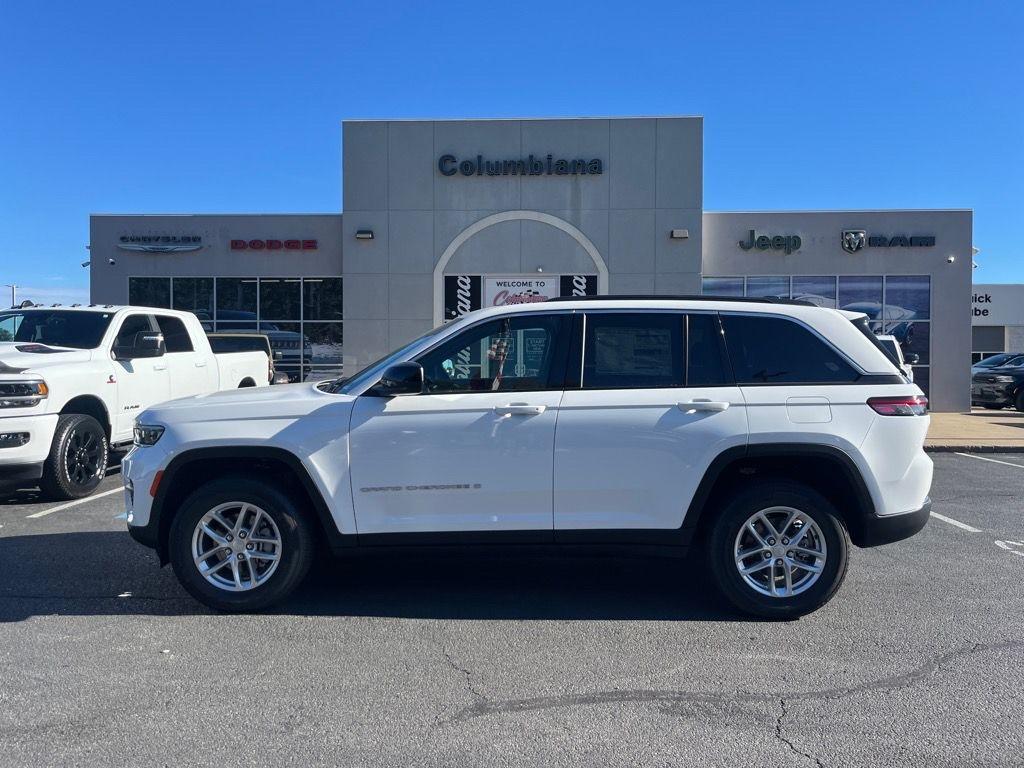 new 2025 Jeep Grand Cherokee car, priced at $39,247