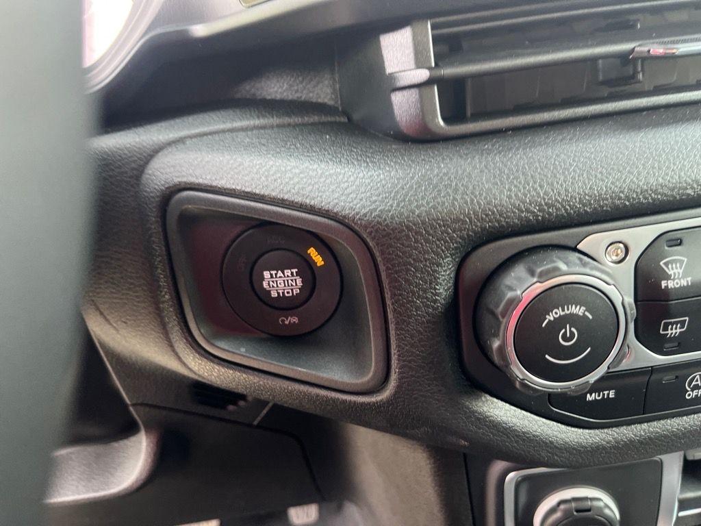 new 2025 Jeep Wrangler car, priced at $47,400