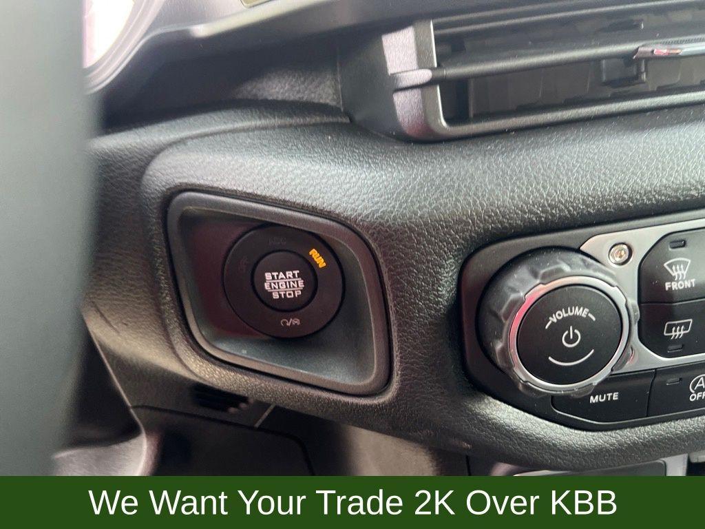 new 2025 Jeep Wrangler car, priced at $43,900