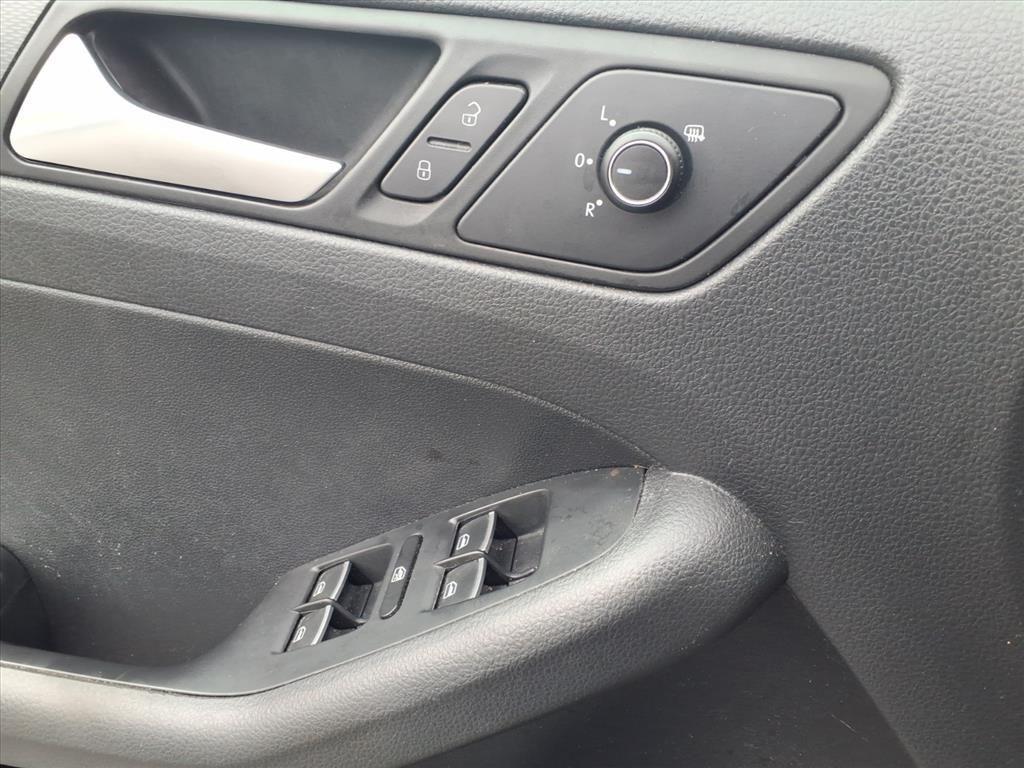 used 2015 Volkswagen Jetta car, priced at $8,900