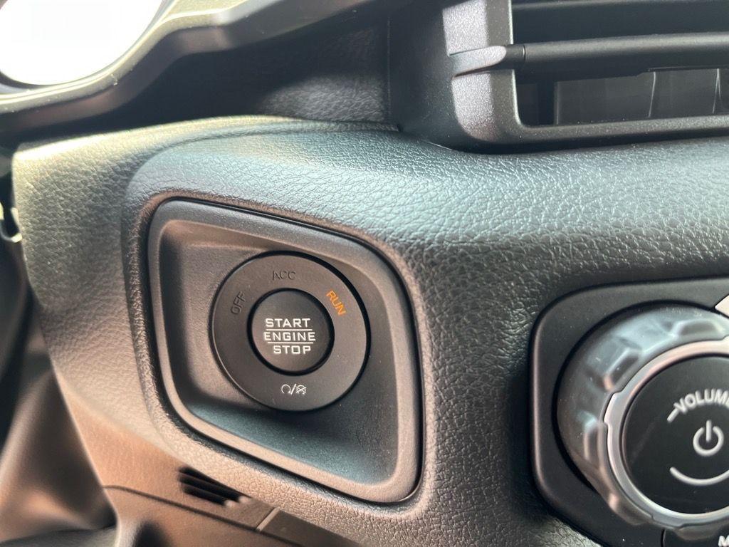 new 2025 Jeep Wrangler car, priced at $43,900