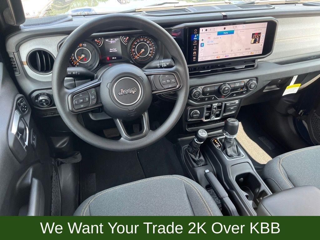 new 2025 Jeep Gladiator car, priced at $41,000