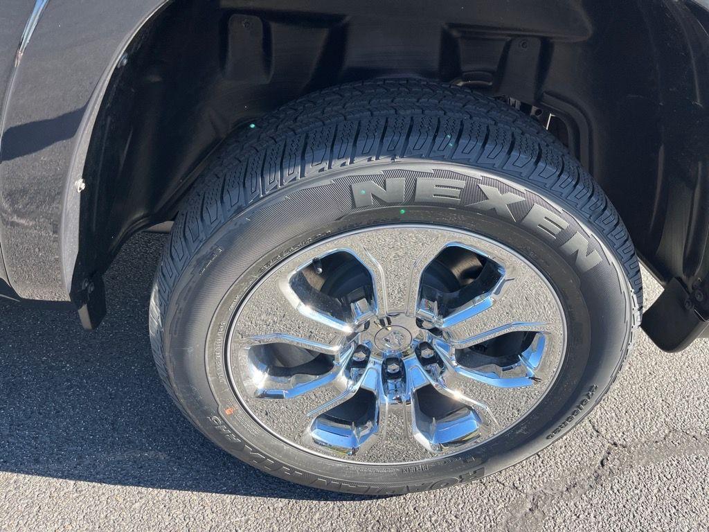 new 2025 Ram 1500 car, priced at $55,599