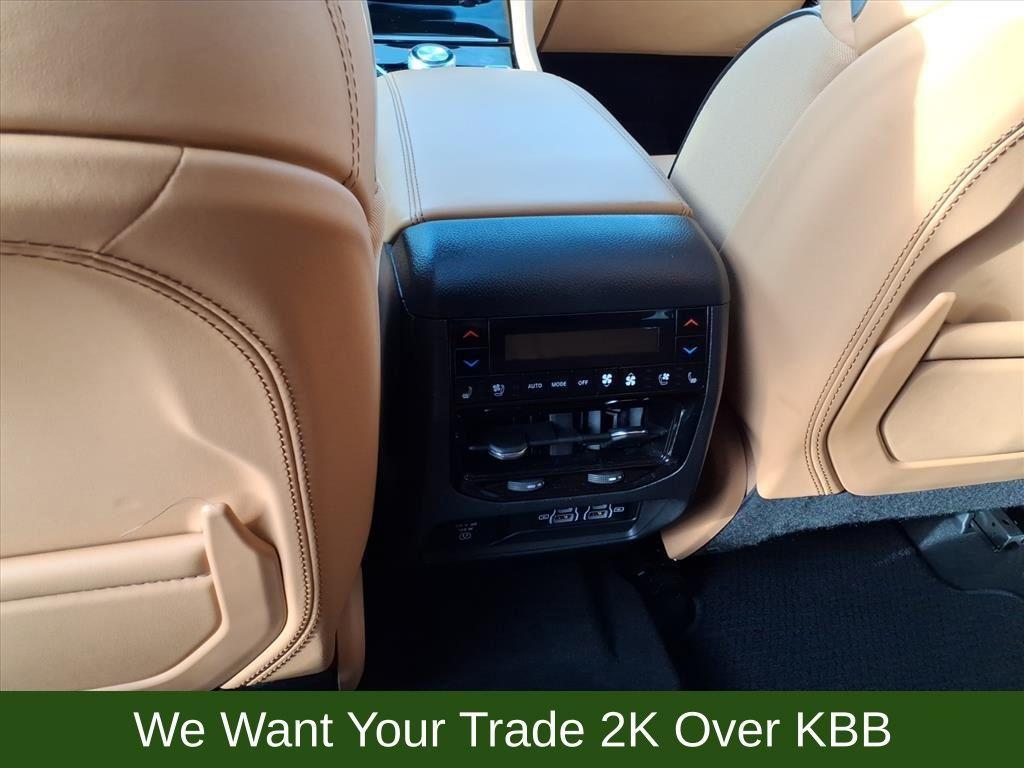 used 2024 Jeep Grand Cherokee L car, priced at $57,395