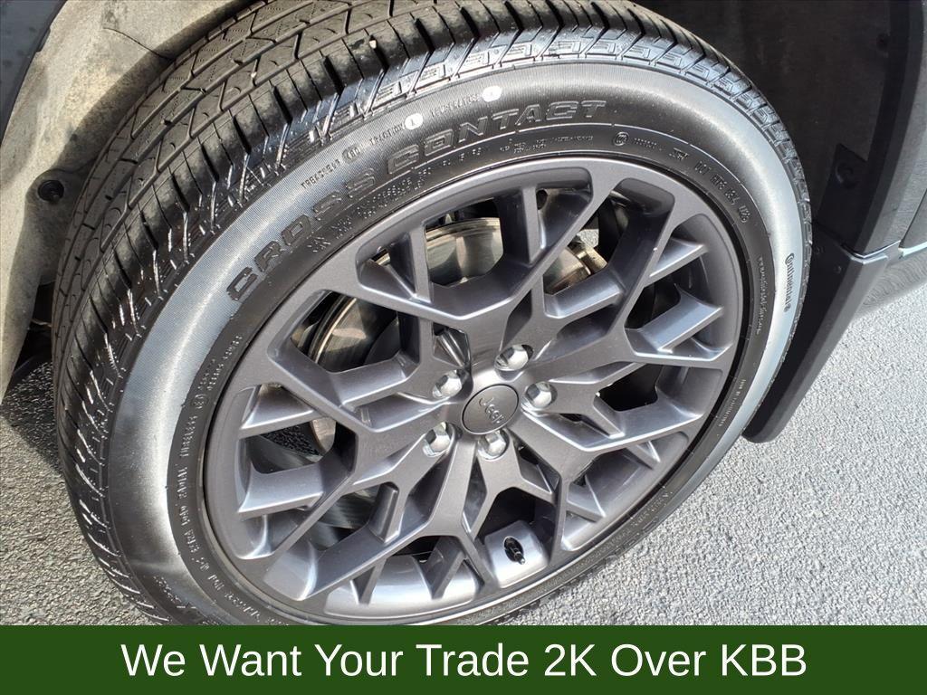 used 2024 Jeep Grand Cherokee L car, priced at $57,395