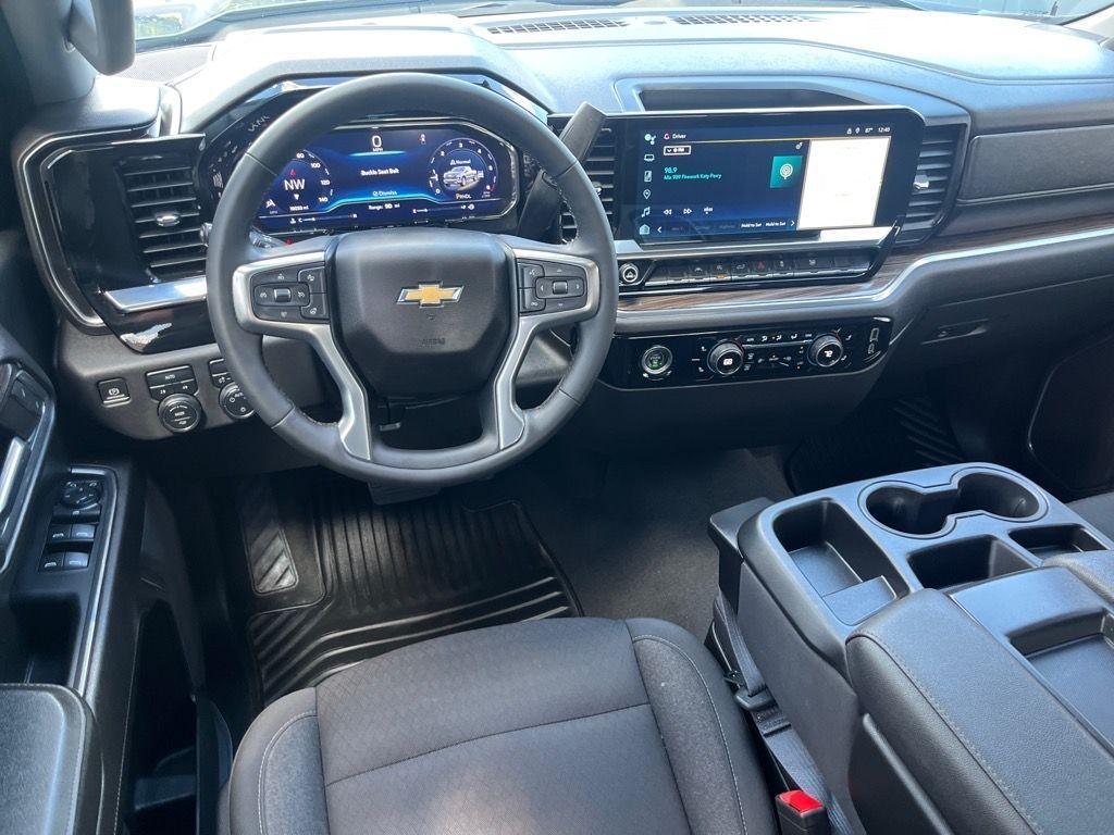 used 2024 Chevrolet Silverado 1500 car, priced at $40,300