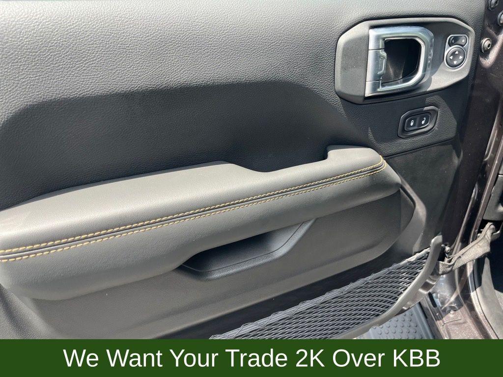 new 2025 Jeep Wrangler car, priced at $50,400