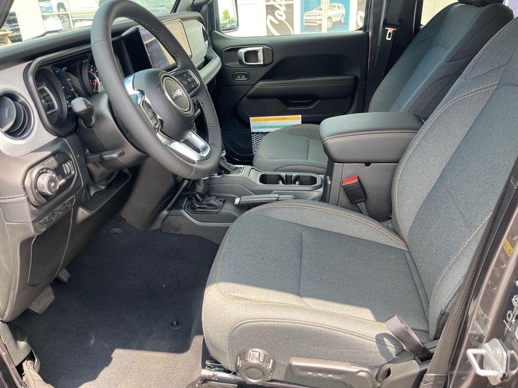 new 2025 Jeep Wrangler car, priced at $54,900