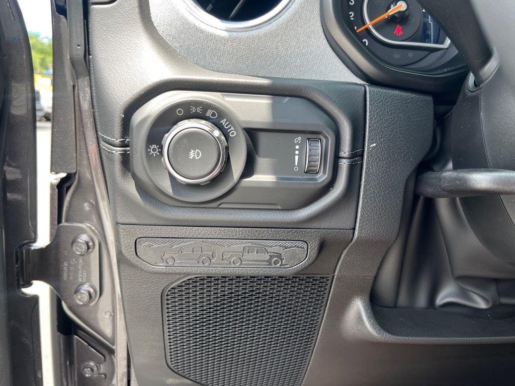 new 2025 Jeep Wrangler car, priced at $54,900