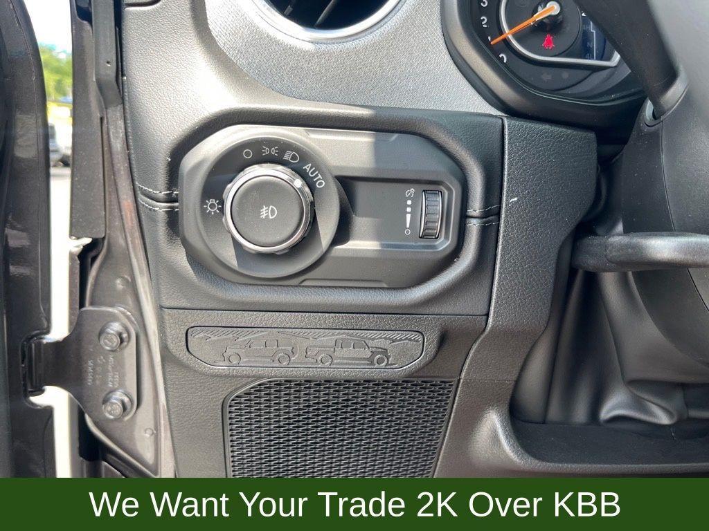 new 2025 Jeep Wrangler car, priced at $50,400