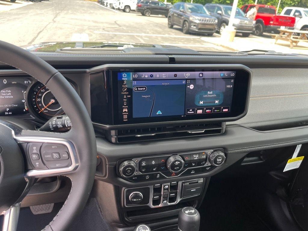 new 2025 Jeep Wrangler car, priced at $54,900