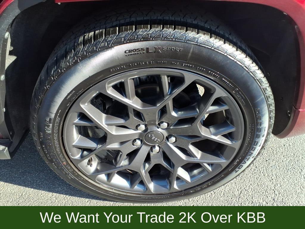 used 2024 Jeep Grand Cherokee car, priced at $54,900