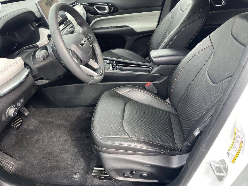 used 2024 Jeep Compass car, priced at $26,900