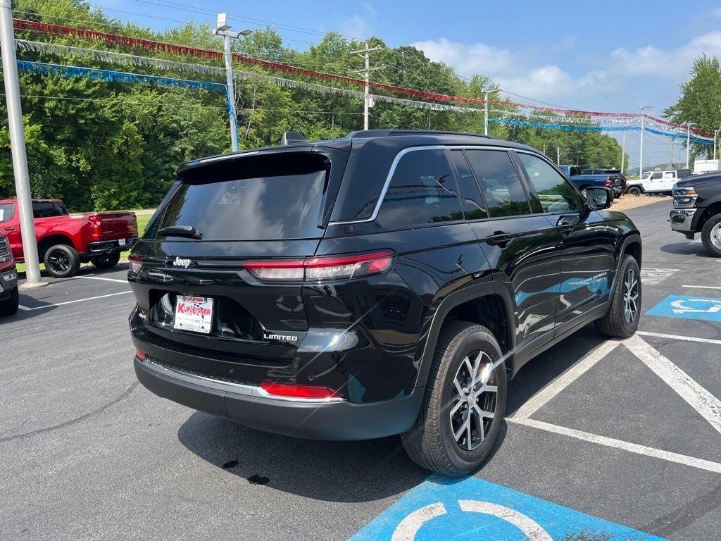 new 2025 Jeep Grand Cherokee car, priced at $44,500