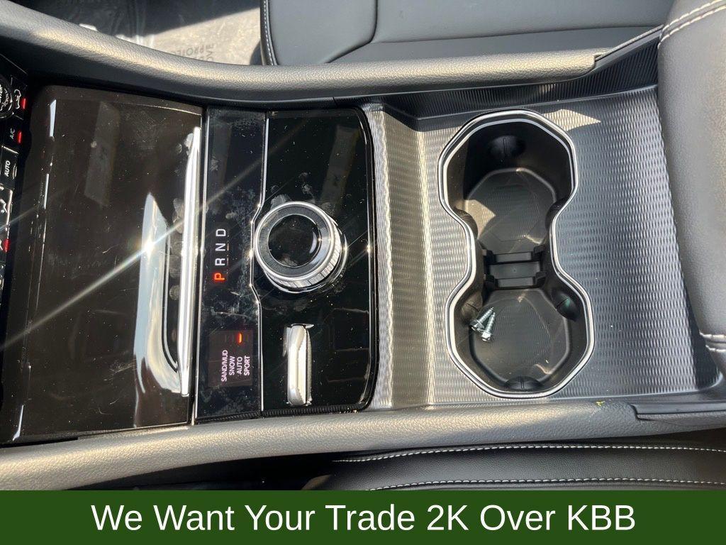 new 2025 Jeep Grand Cherokee car, priced at $40,000