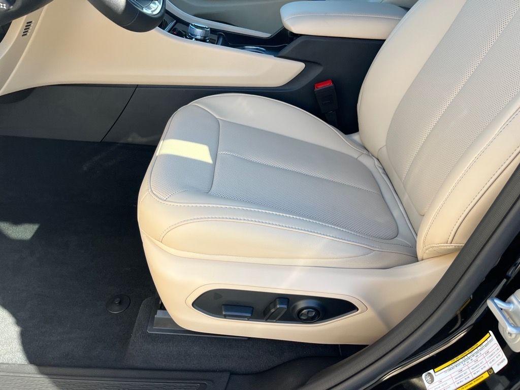 new 2025 Jeep Grand Cherokee car, priced at $50,514