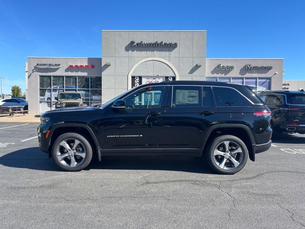 new 2025 Jeep Grand Cherokee car, priced at $50,514