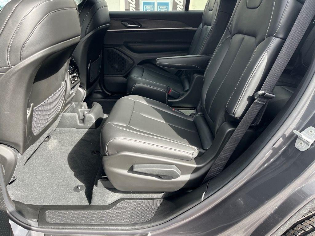 new 2025 Jeep Grand Cherokee L car, priced at $47,431