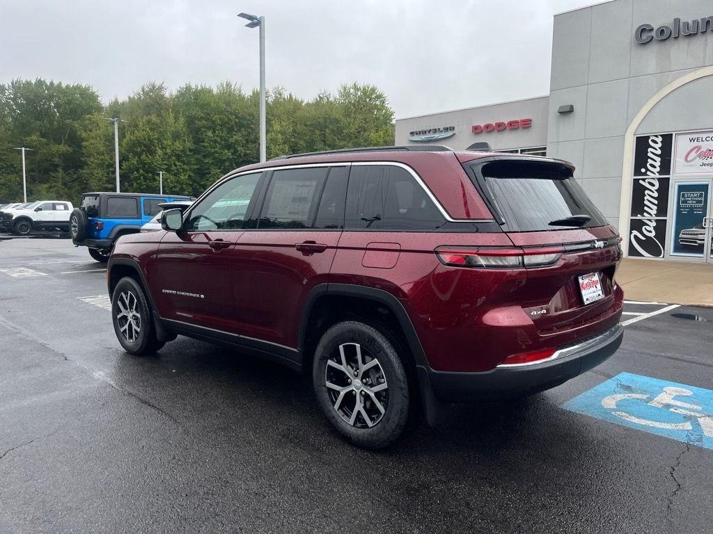 new 2025 Jeep Grand Cherokee car, priced at $43,497