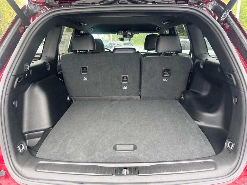 new 2025 Jeep Grand Cherokee car, priced at $43,497