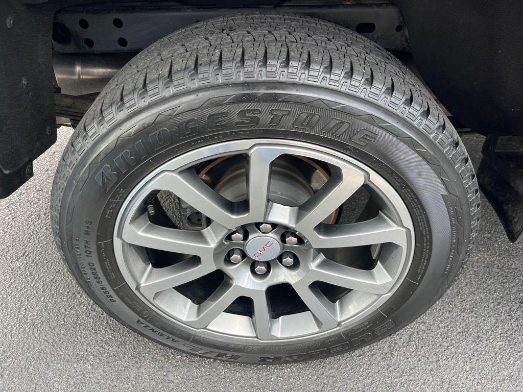 used 2019 GMC Canyon car, priced at $29,900