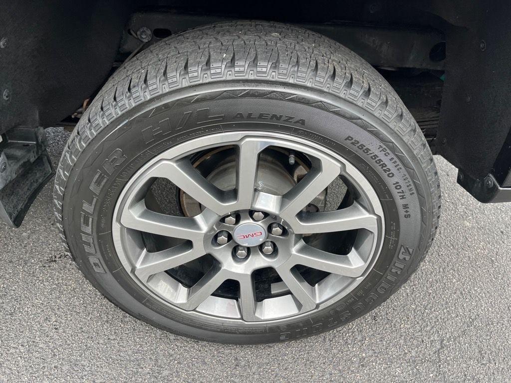 used 2019 GMC Canyon car, priced at $29,900