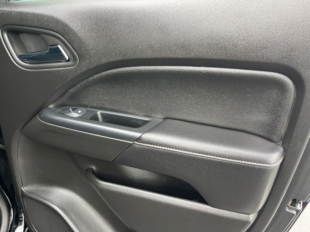 used 2019 GMC Canyon car, priced at $29,900