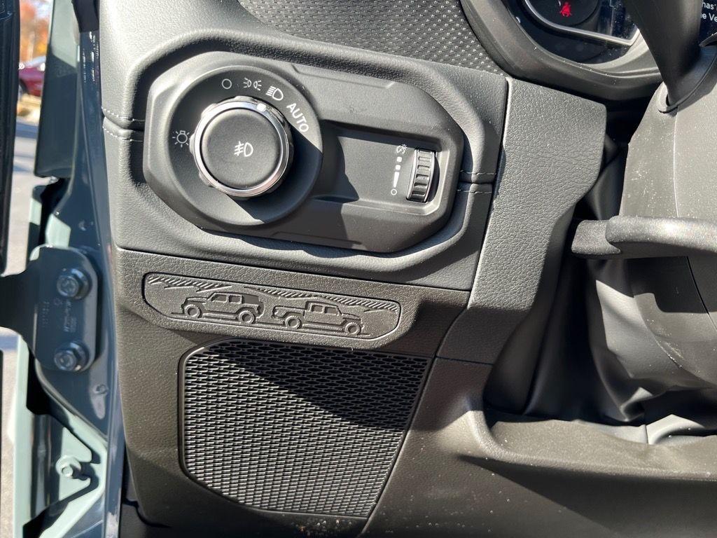 new 2026 Jeep Wrangler car, priced at $69,400